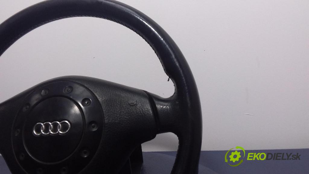 Audi A4 1996 volant 4A0419091AD