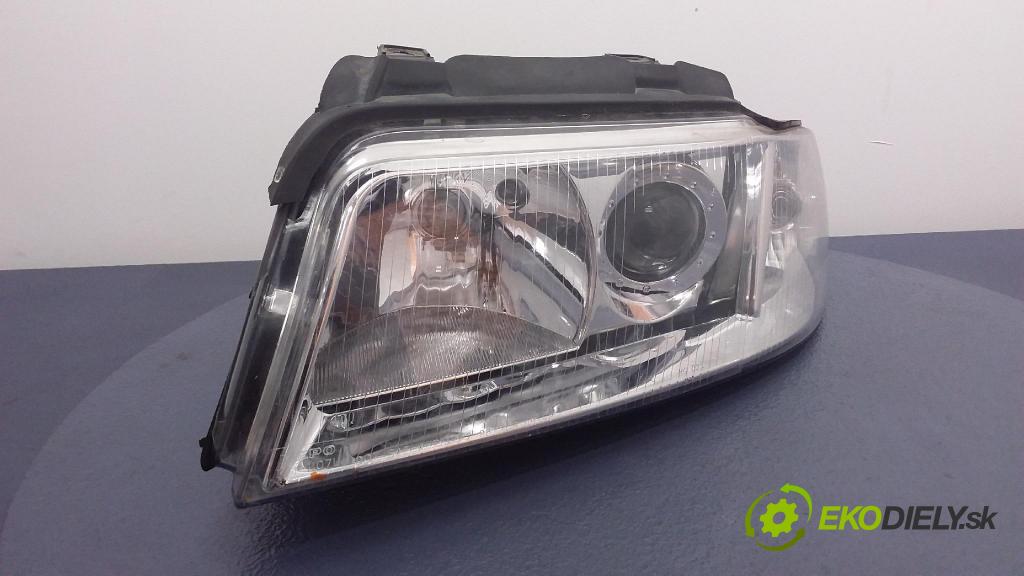 Audi A4 1996 Reflektor: Vľavo: 08-441-1137L