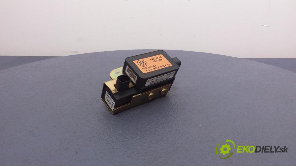 Volkswagen Golf 2001 snímač ESP 1J0907657B