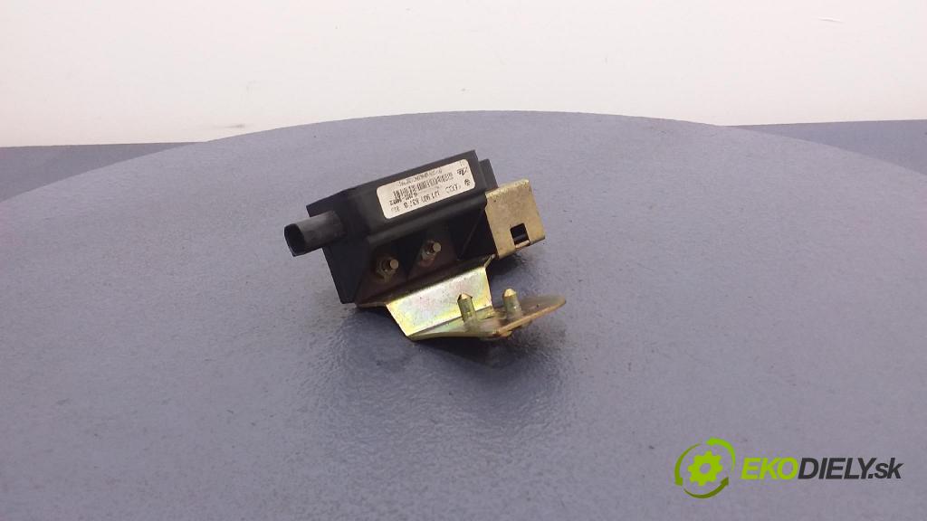 Volkswagen Golf 2001 snímač ESP 1J0907657B