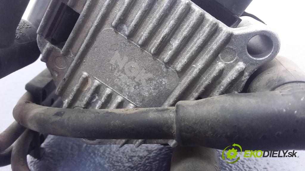 Volkswagen Golf 2001 cievka Zapaľovanie: U2003