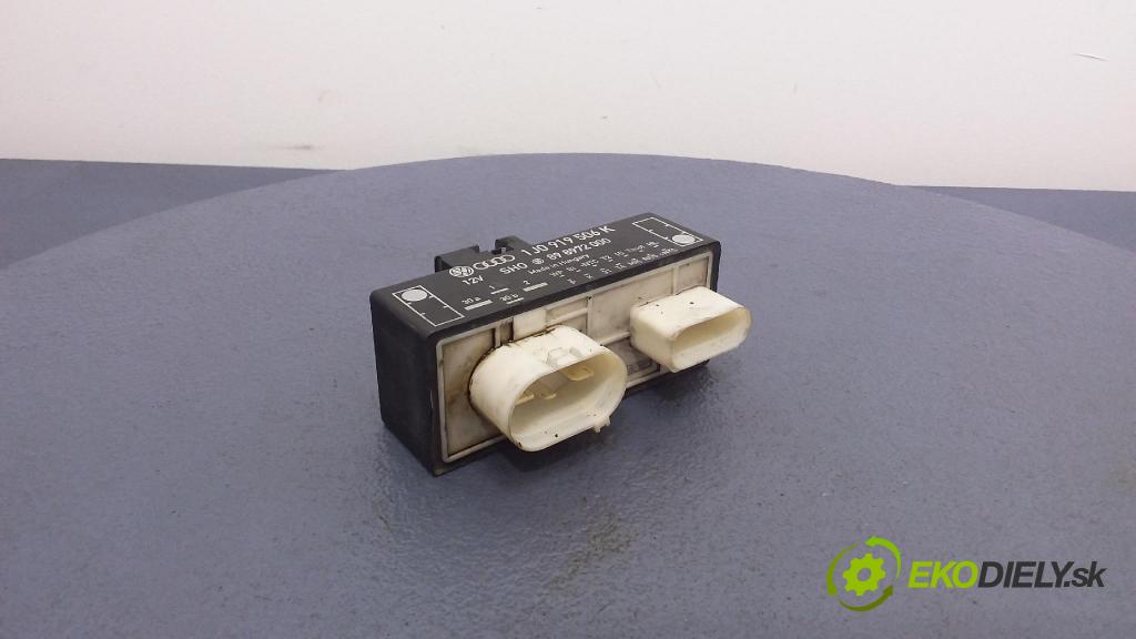 Volkswagen Golf 2001 Relé: 1J0919506K