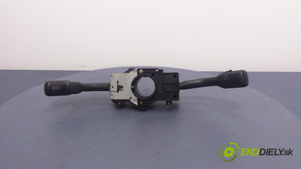 Audi A4 1996 prepínač Komplex: 4D0953513D