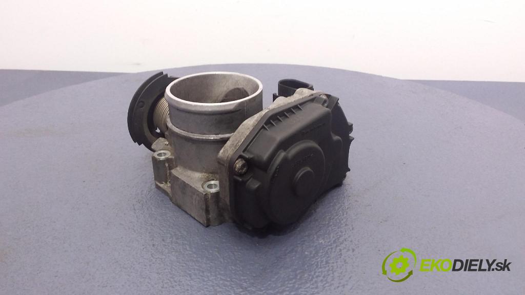 Audi A4 1996 klapka 058133063C