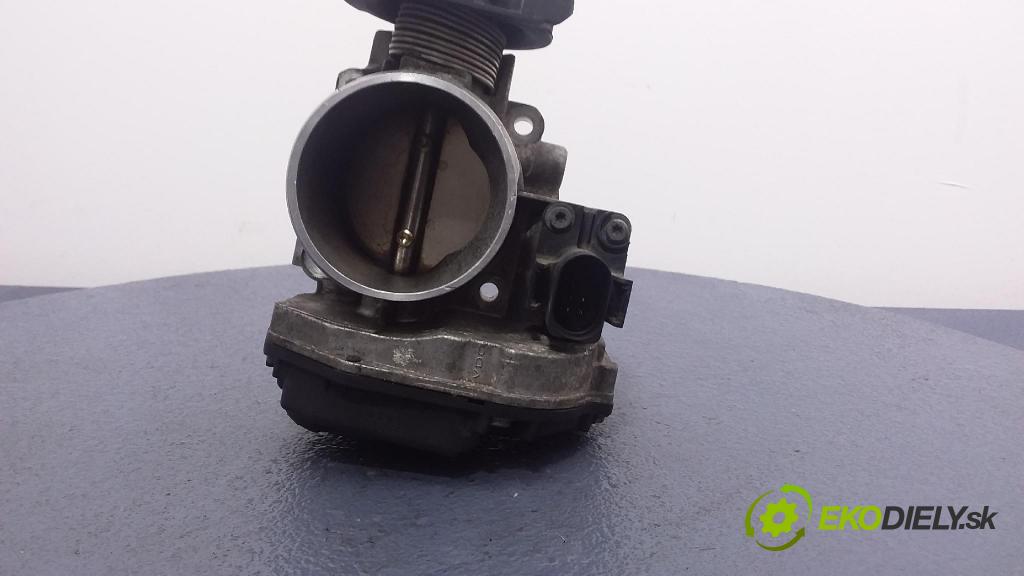 Audi A4 1996 klapka 058133063C