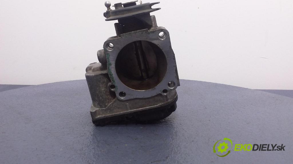 Audi A4 1996 klapka 058133063C