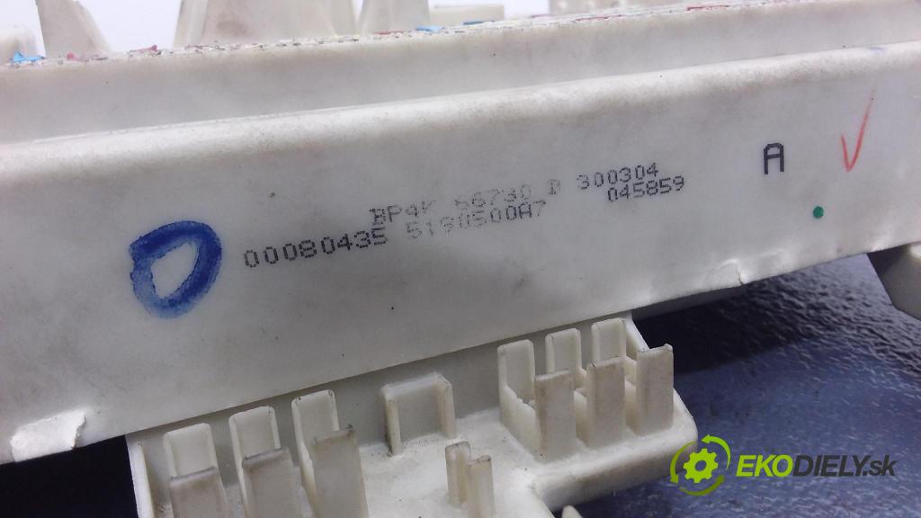 Mazda 3 2007 skrinka Poistky: BP4K66730D