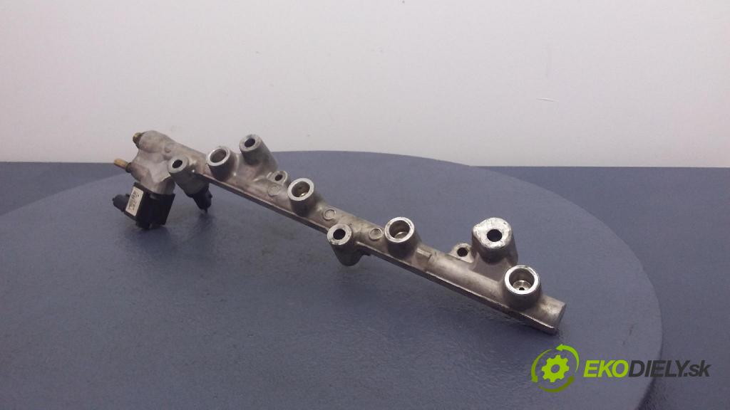 Alfa romeo Gt 2005 lišta Dodávka: 0261555016