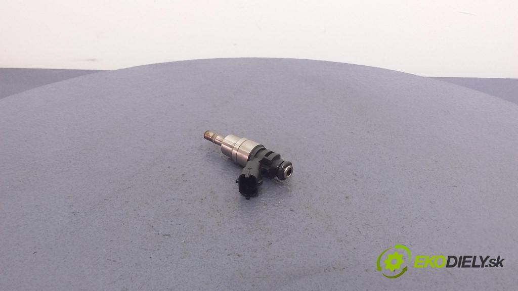 Alfa romeo Gt 2005 vstrek 0261500013