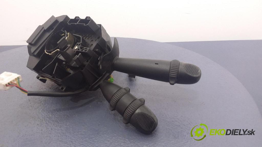 Alfa romeo Gt 2005 prepínač Komplex: 01560405760