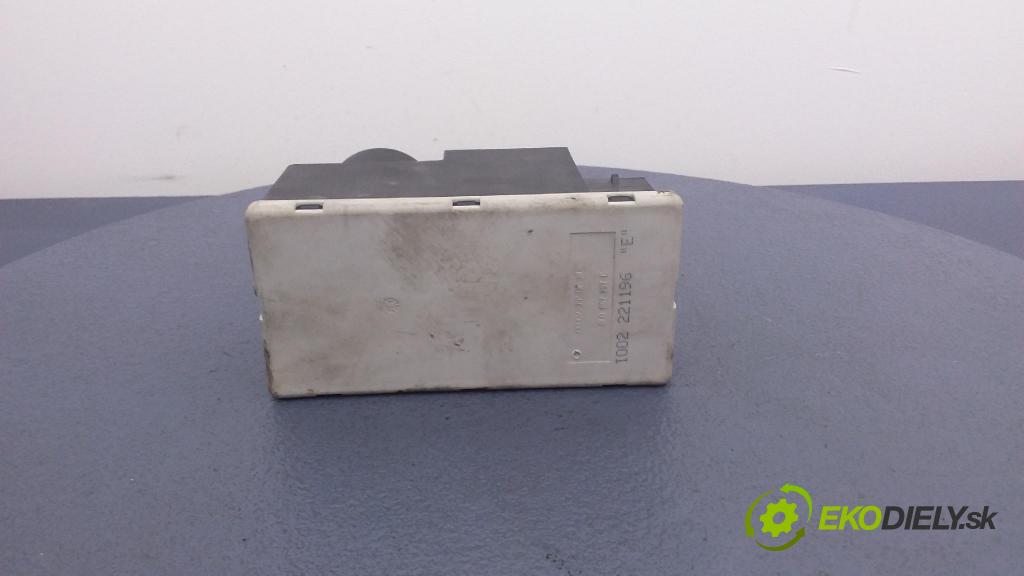 Audi A3 1997 čerpadlo Centrální Zámek 8L0862257E