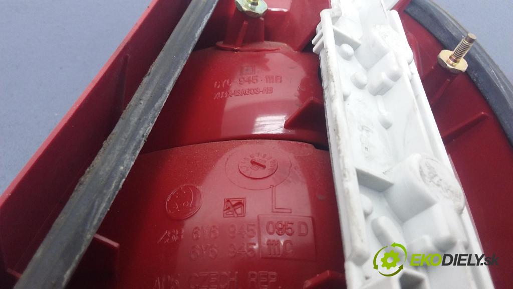 Skoda Fabia 2005 svetlo / reflektor zad ľavá Vonkajsia: 6Y6945111B