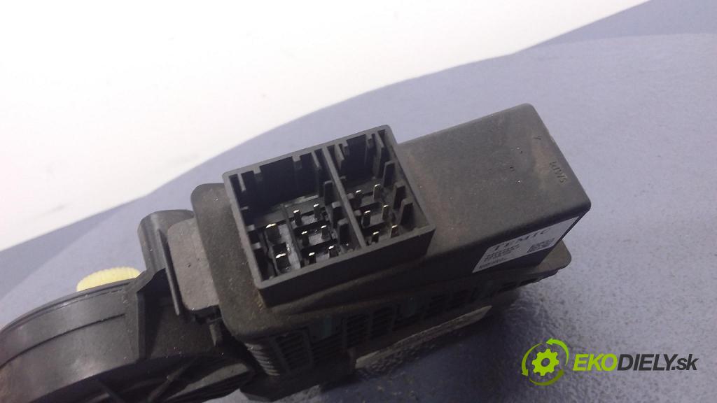 Skoda Fabia 2005 mechanizmus okna Okná: Predné v pravo: 6Y1959802