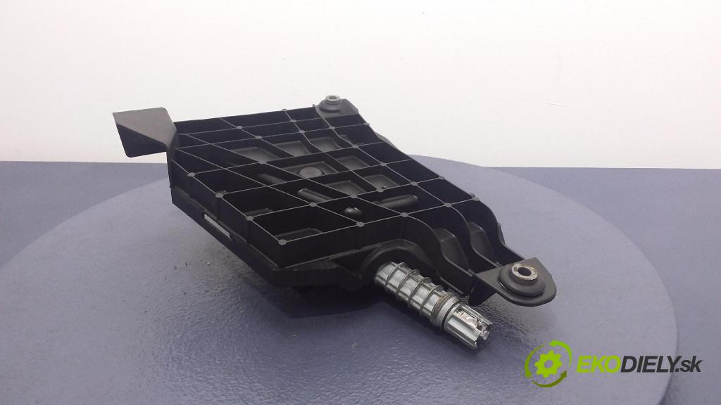 Citroen C4 picasso 2007 Páka: Brzda: Ručná: 9683024880