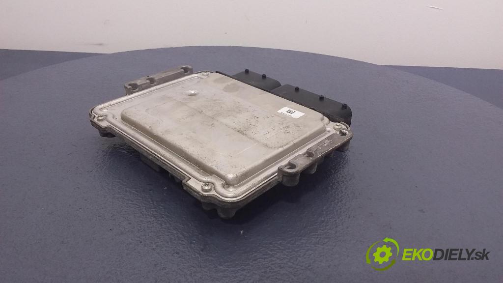 Fiat Doblo 2008 riadiaca jednotka Motor: 51809513