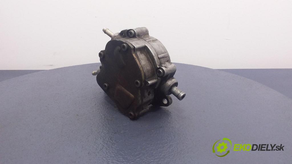 Seat Alhambra 2001 čerpadlo vákuová 038145209A