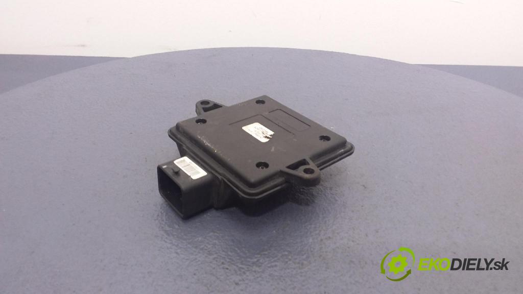 Mazda 6 2007 řídící jednotka 67R-017009