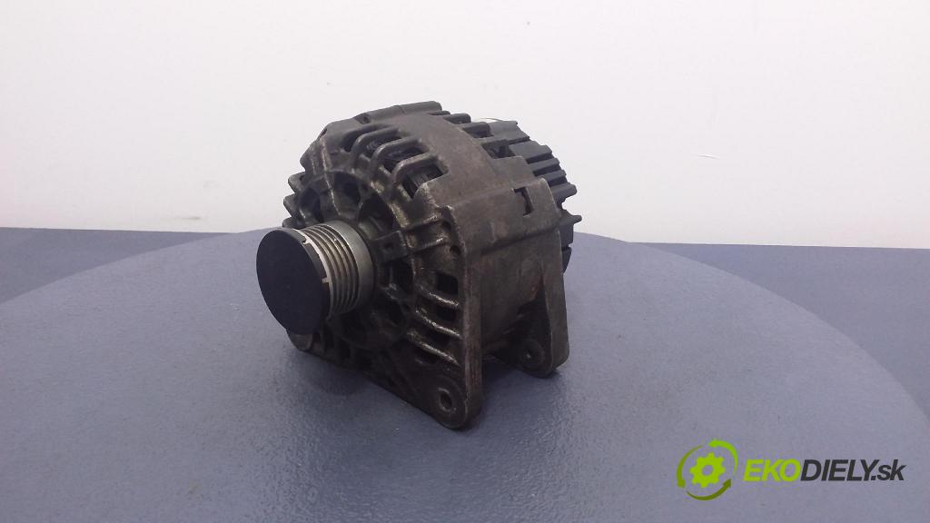 Renault Trafic 2003 Alternator 01
