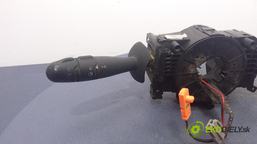 Renault Trafic 2003 Přepínač Komplex: 8200070265