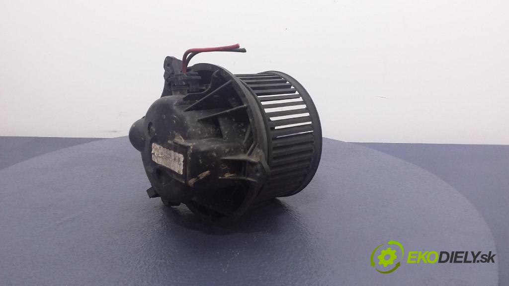 Renault Trafic 2003 ventilátor Vzduch: 01