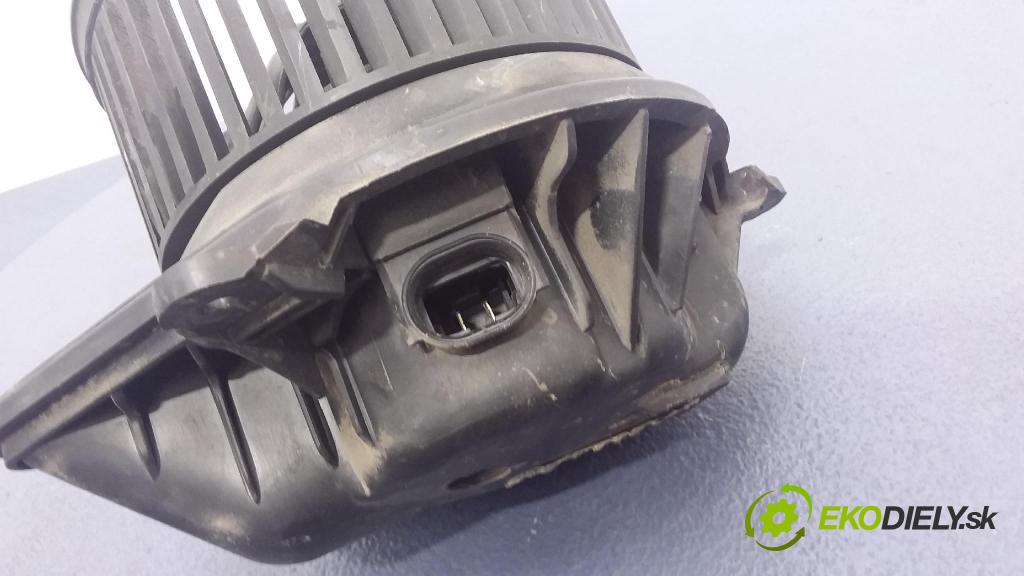 Renault Trafic 2003 ventilátor Vzduch: 01