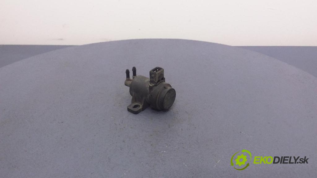 Renault Trafic 2003 ventil Vákuum: 7700113071