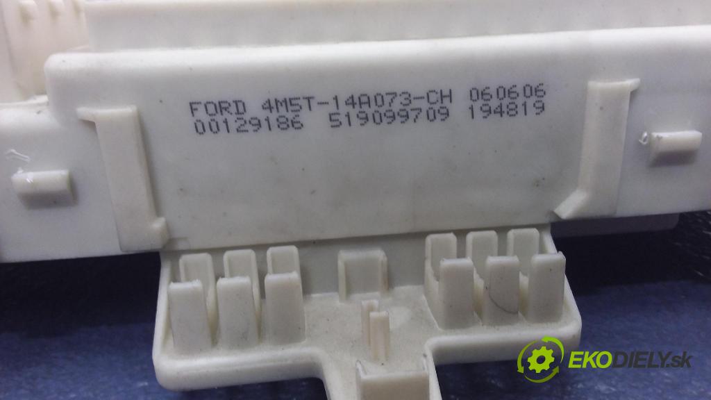 Ford Focus 2006 skříňka Pojistky 4M5T-14A073-CH