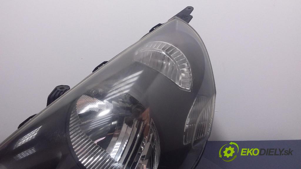 Honda Jazz 2002 světlo Levý: P2187