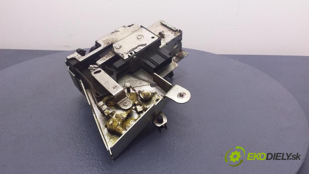 Ford Transit 2005 zámek dveře Zad: v pravo: 2T14V43288DF