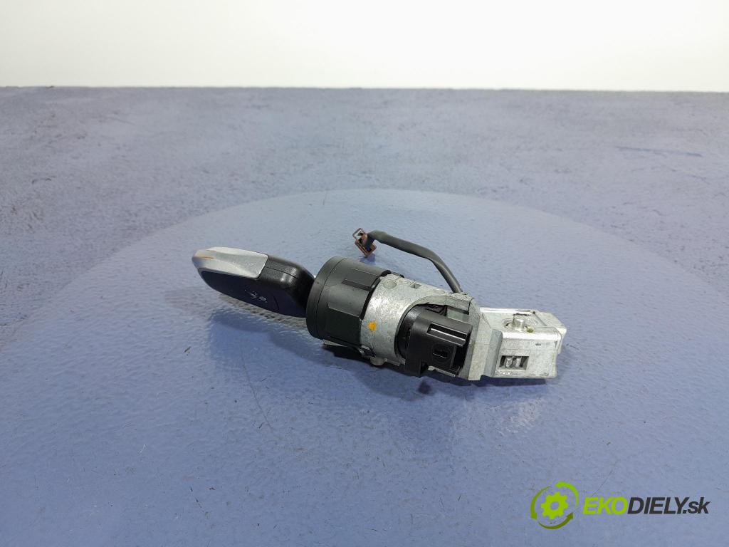 Peugeot 407 2009 Spínač zapalování. N0502073
