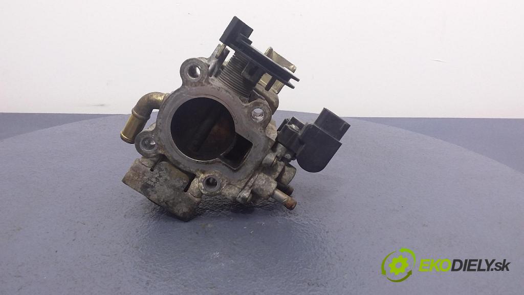 Suzuki Swift 2006 škrticí klapka 18137-83E11