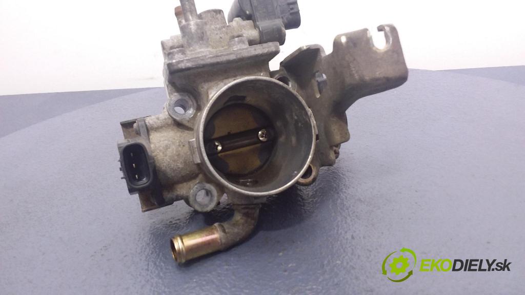 Suzuki Swift 2006 škrticí klapka 18137-83E11