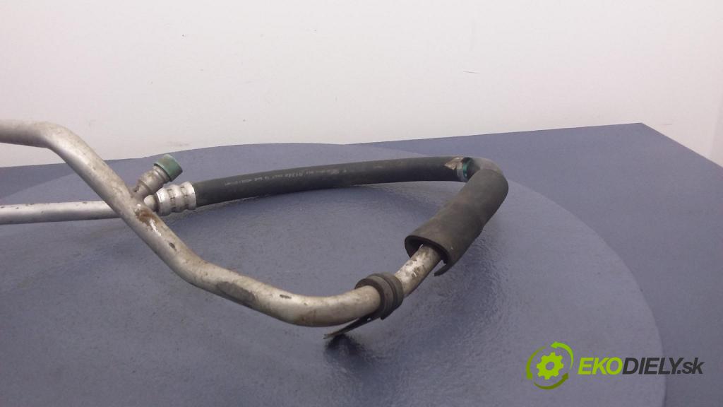 Suzuki Swift 2006 rúrka Klimatizácia: 95710-62J11