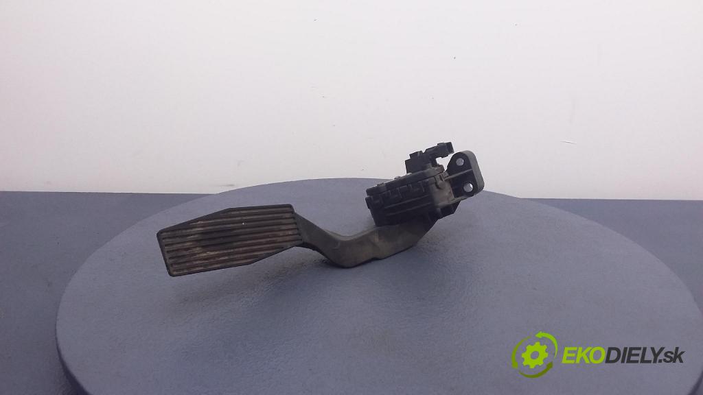 Opel Zafira 2005 pedal Plyn: 9202341