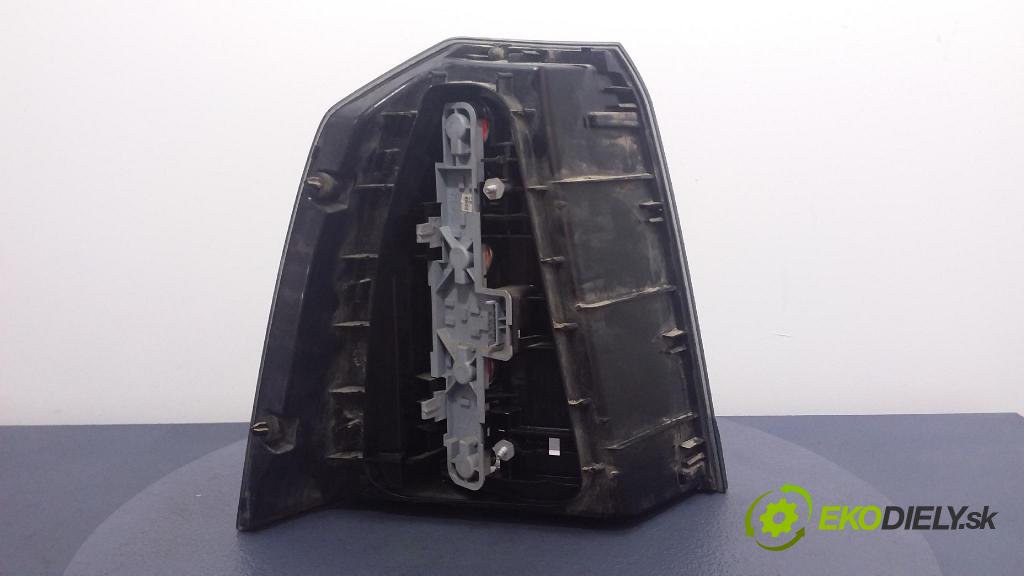 Opel Zafira 2005 svetlo / reflektor zad Prava: Vonkajsia: 1026004R