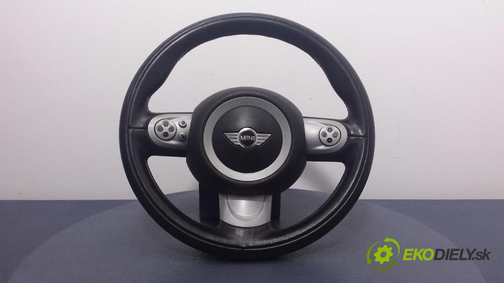 Mini Cooper 2007 volant 2751499