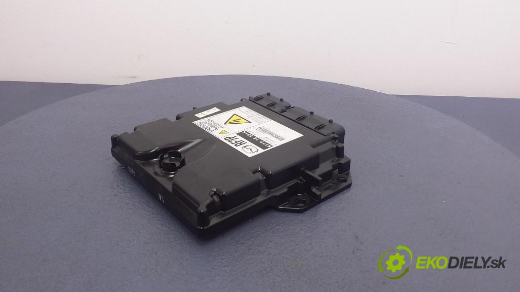 Mazda 5 2006 řídící jednotka Motor: 275800-6465