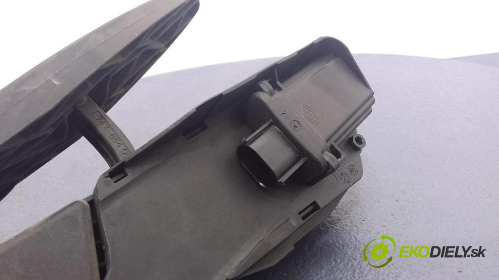 Mini Cooper 2007 pedal Plyn: 6770150