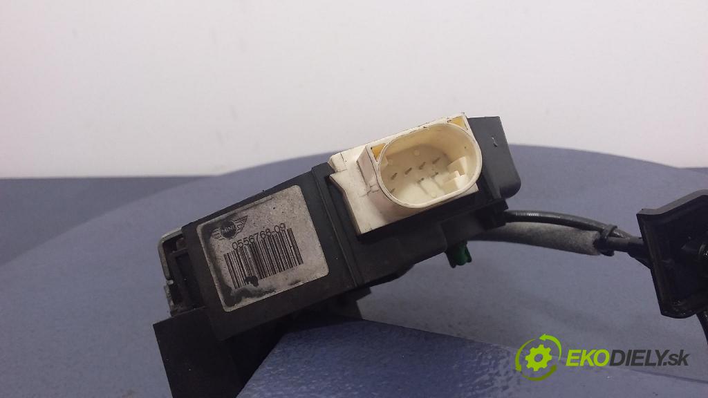 Mini Cooper 2007 zámek dveře před Levý: 0556768