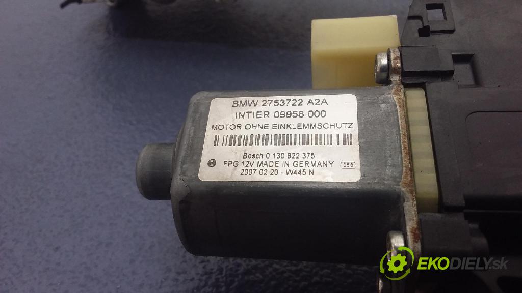 Mini Cooper 2007 mechanismus stahování Sklenka: před v pravo: 8820012