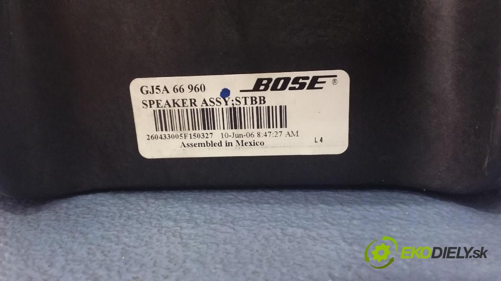 Mazda 6 2006 Mluvčí: / Subwoofer: GJ5A66960