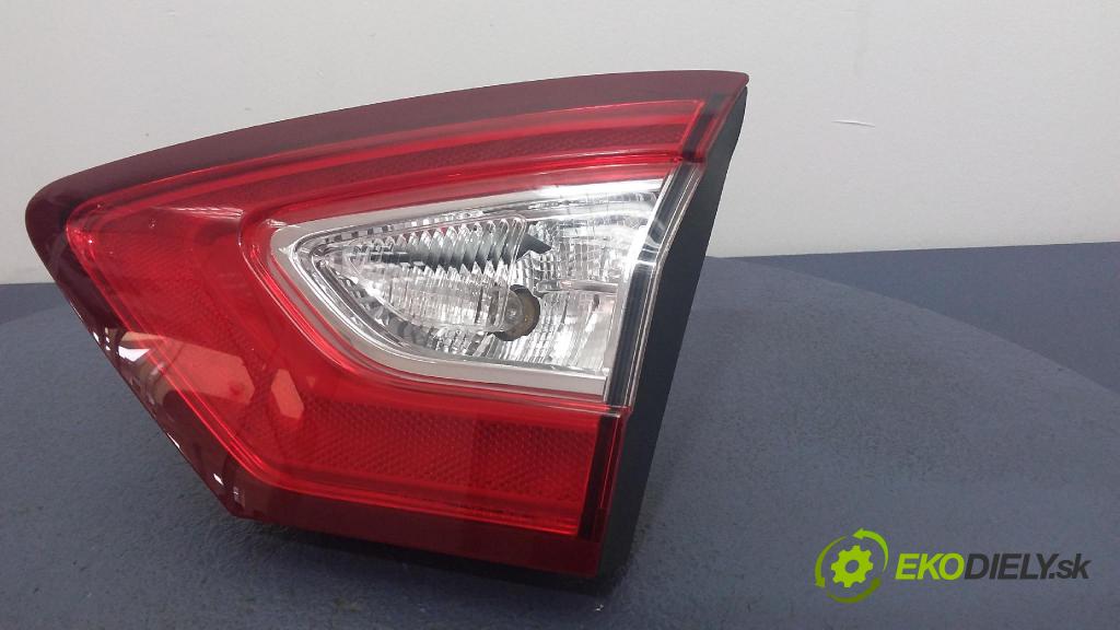 Ford Mondeo 0 světlo Zad: Práva: Uvnitř DS73-13A602-BF