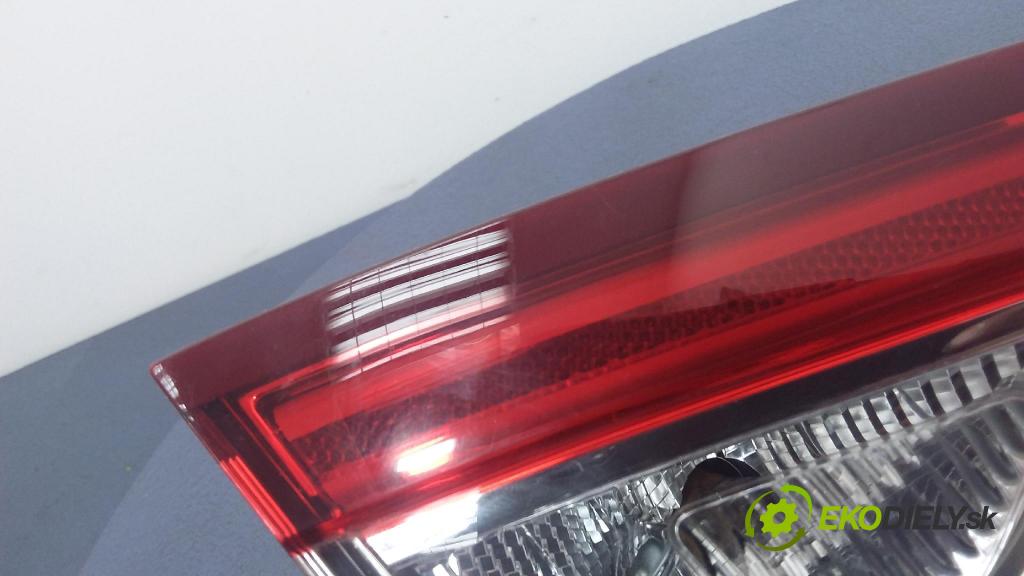 Ford Mondeo 0 světlo Zad: levá Uvnitř DS73-13A603-BF