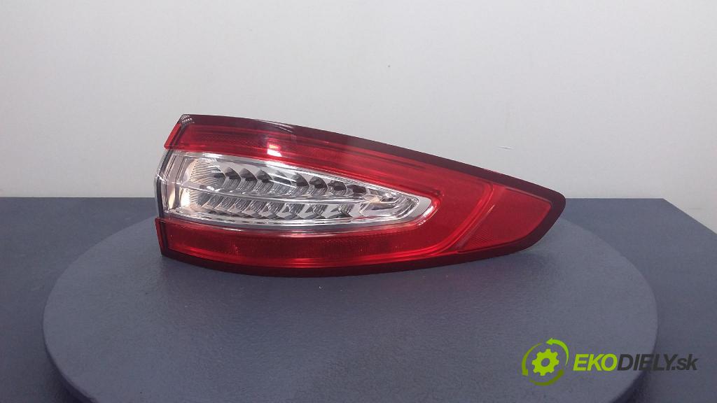 Ford Mondeo 0 světlo Zad: Práva: Mimo: DS73-13404-AK