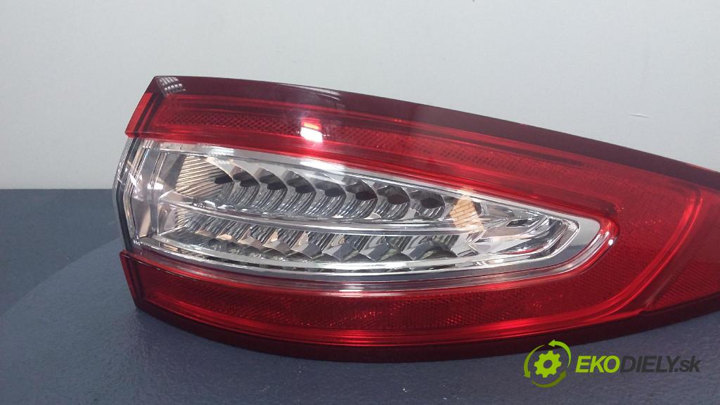 Ford Mondeo 0 světlo Zad: Práva: Mimo: DS73-13404-AK
