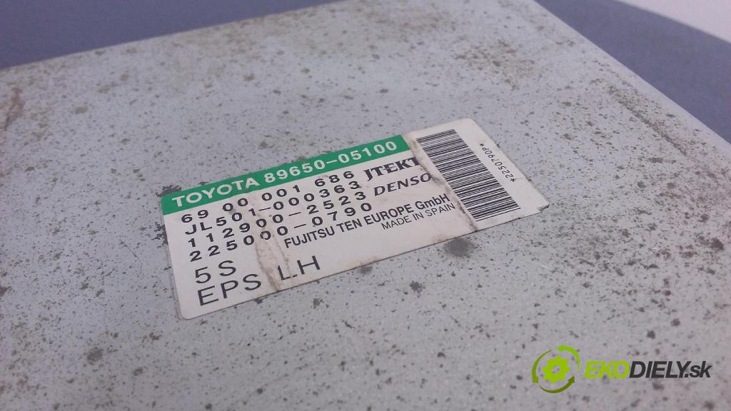 Toyota Avensis 2011 řídící jednotka 89650-05100
