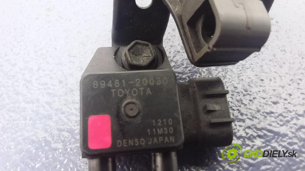 Toyota Avensis 2011 snímač 89481-20030