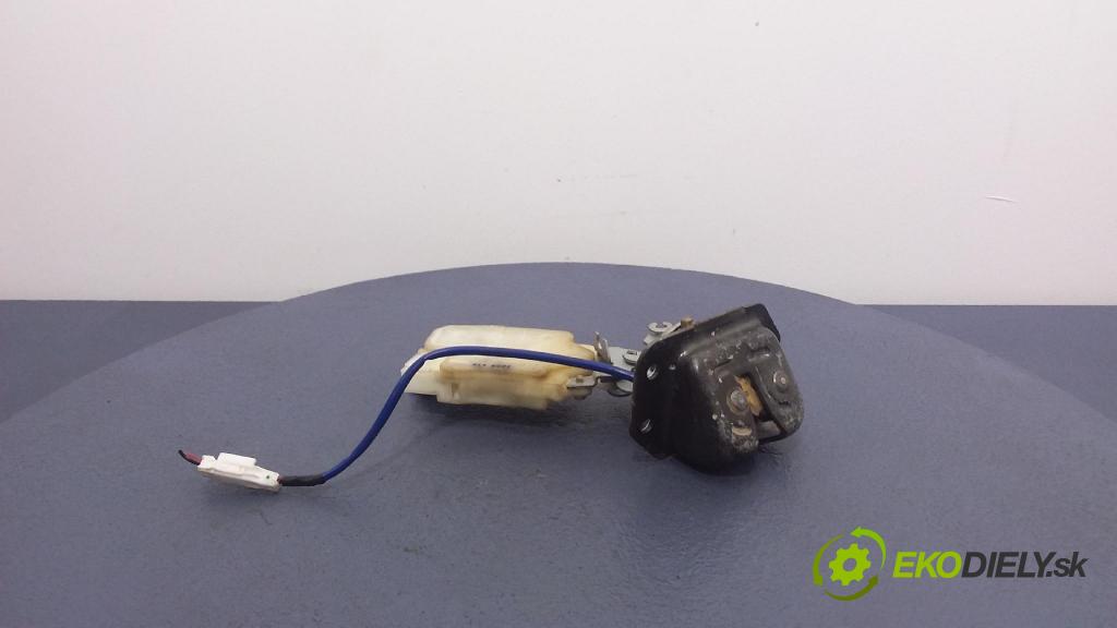 Nissan X-trail 2003 zámek Klapky: kufr 905508H300