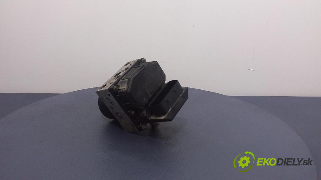 Seat Cordoba 2003 čerpadlo ABS x 6Q0614117E