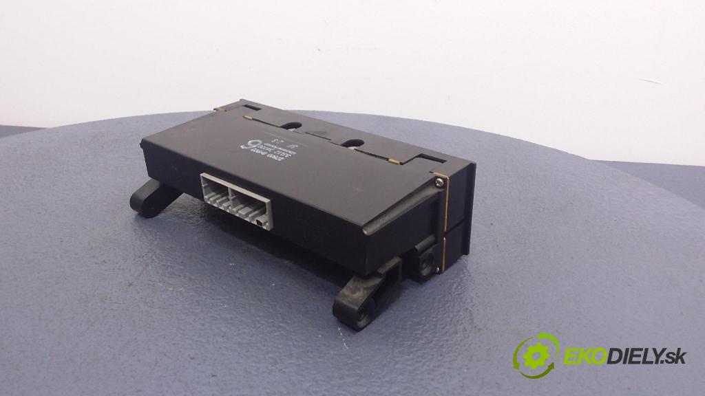 Nissan X-trail 2003 Přepínač Klimatizace: Proud vzduchu 275008H902